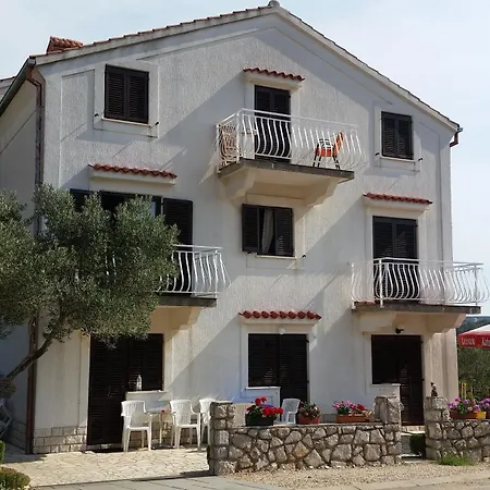 Ana Schon Apartman